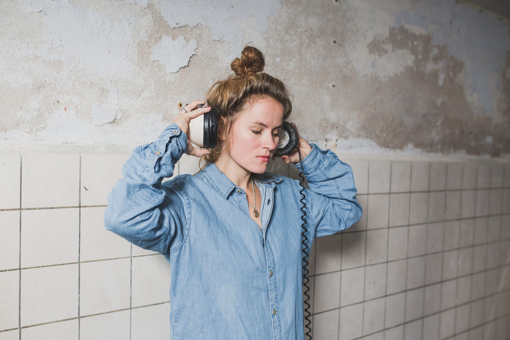 Verträumt & frei sind die Songs von Sarah Brendel – perfekt für den Sonntag!