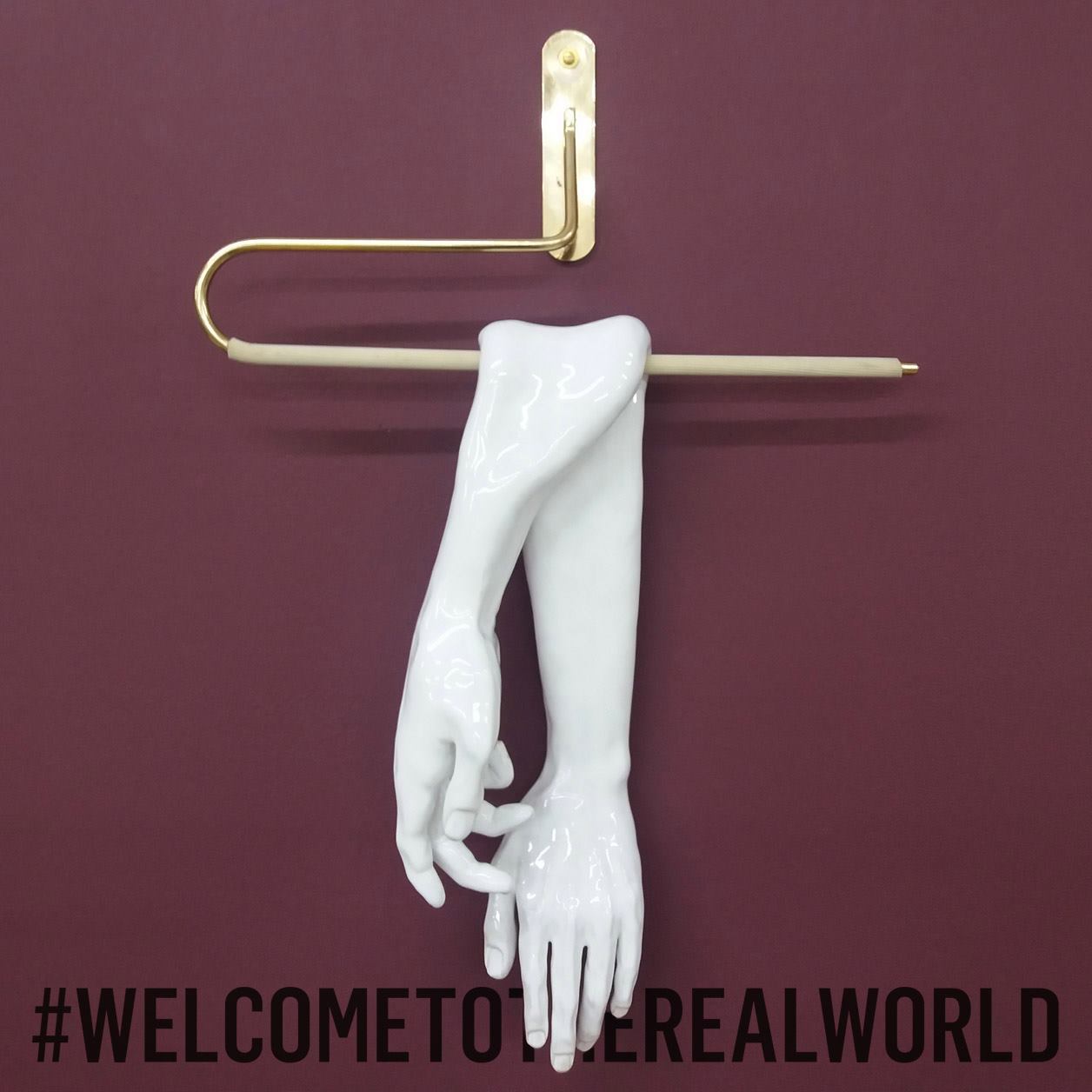Die Ausstellung „WelcomeToTheRealWorld“ zeigt Werke abseits der schnelllebigen Welt!