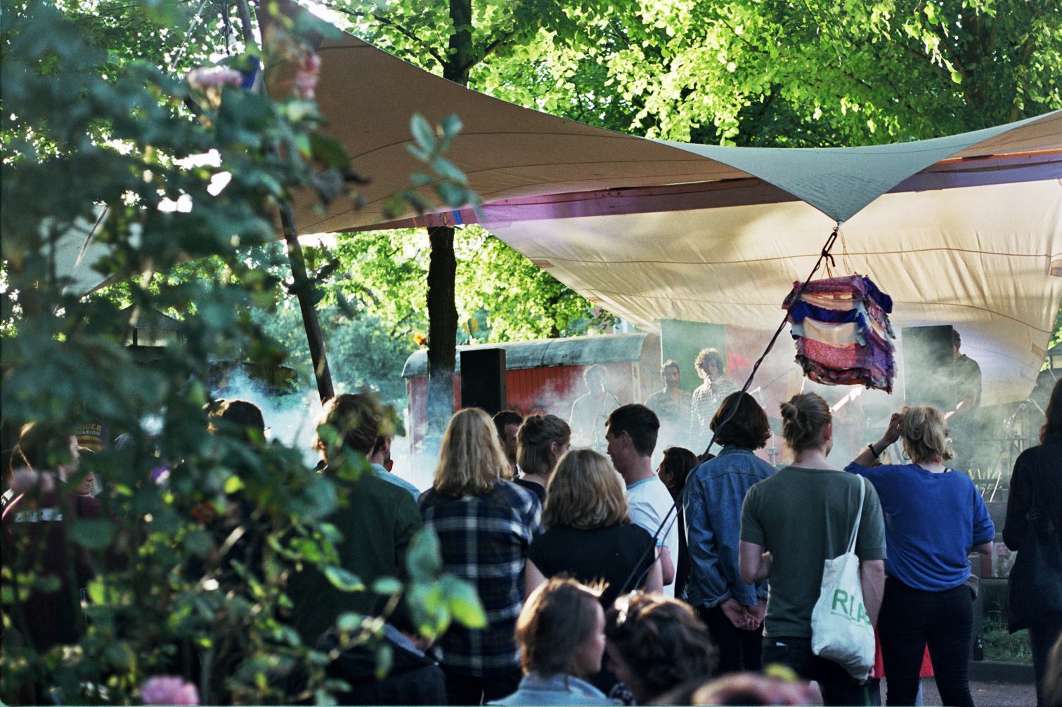 Von aal bis fux – das Sommerfest im Helenenviertel mit Flohmarkt und Party!