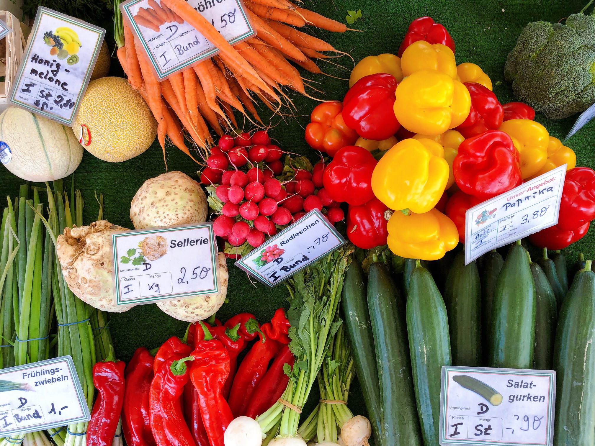 Regionales Gemüse bekommst du auf dem St. Pauli Nachtmarkt.