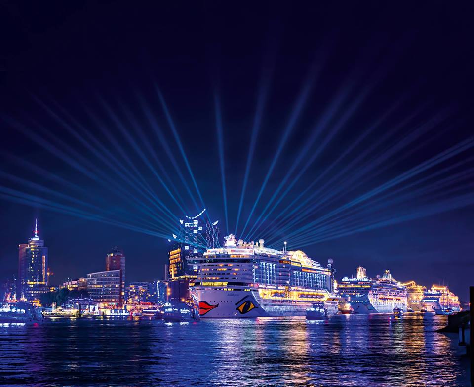 Die Hamburg Cruise Days locken mit großen Schiffen & vielen Events!
