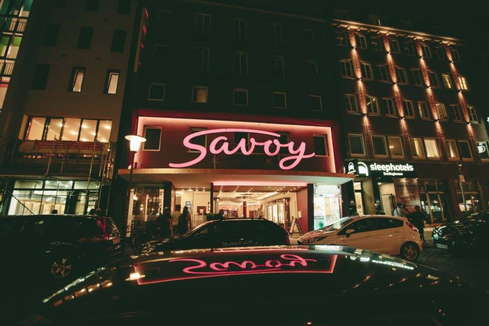 Der Savoy Film Club ist mit einem Double Feature aus dem Exploitation Genre am Start.