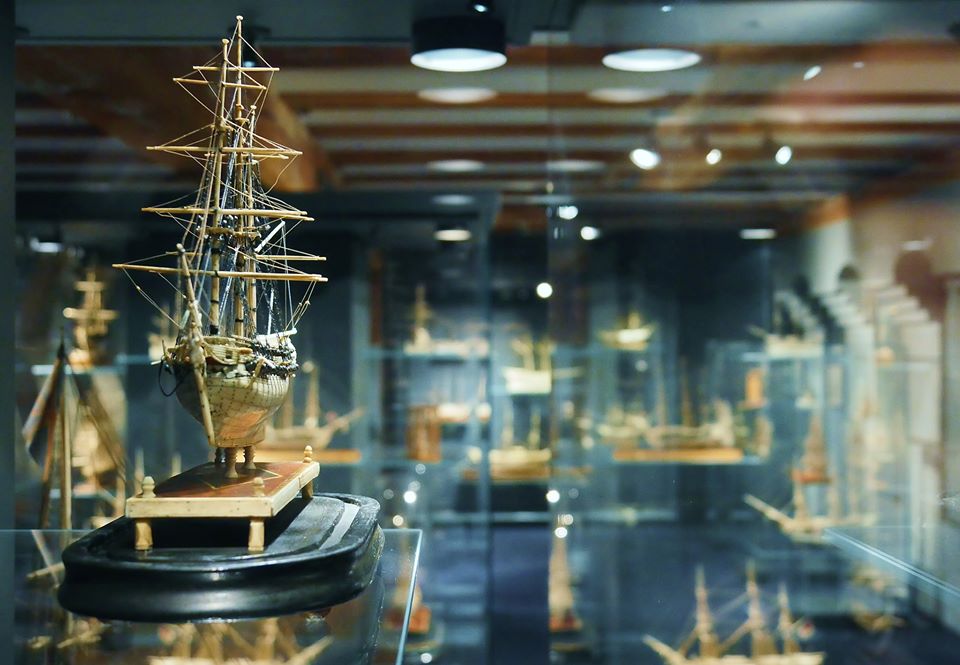 Entdecke die Schätze des Maritimen Museums.