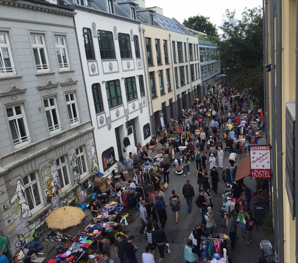 Die Bernstorffstraße feiert wieder: Komm rum zum großen Straßenfest!