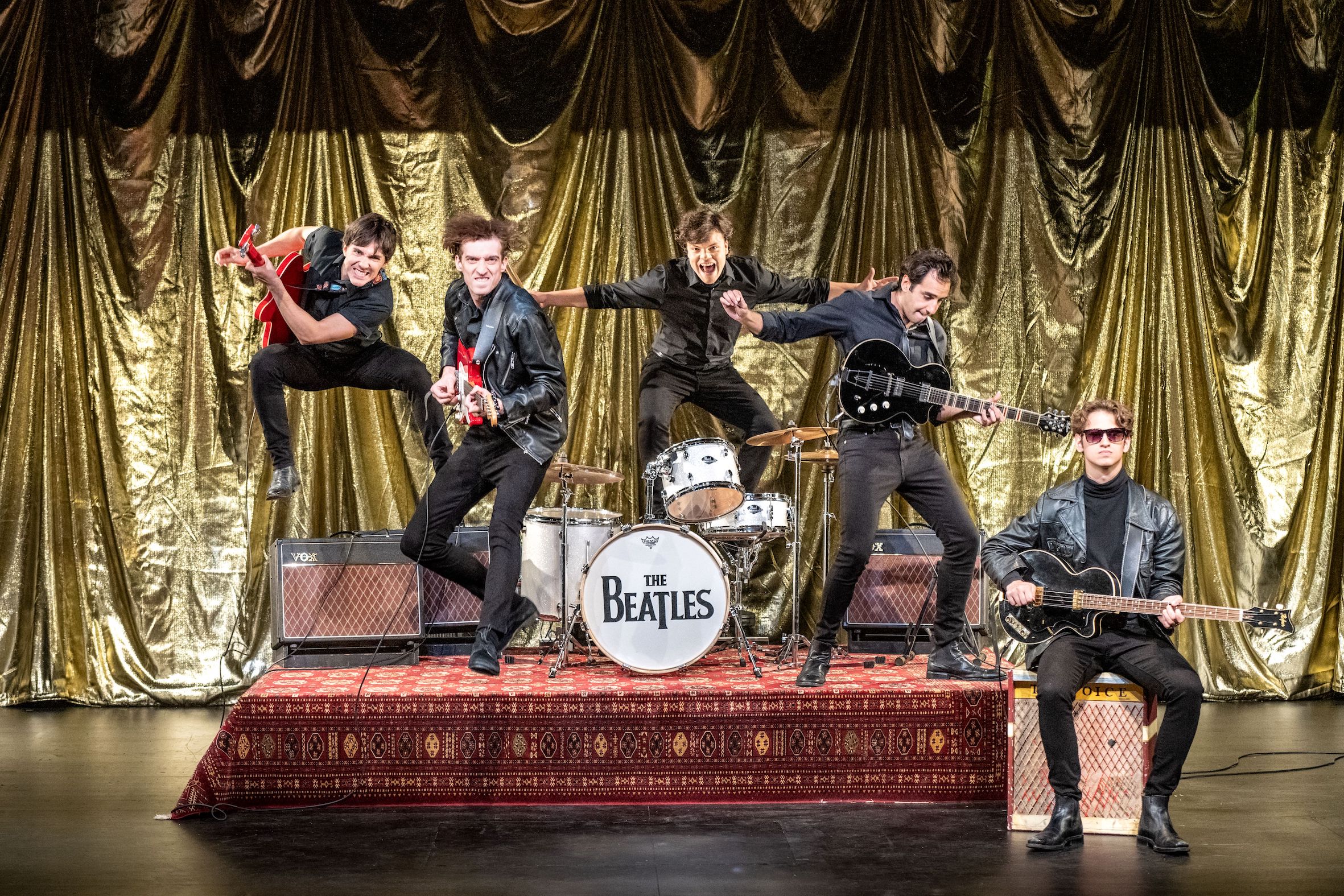 Das Altonaer Theater feiert Saisonstart mit legendärem Beatles-Rock’n’Roll.